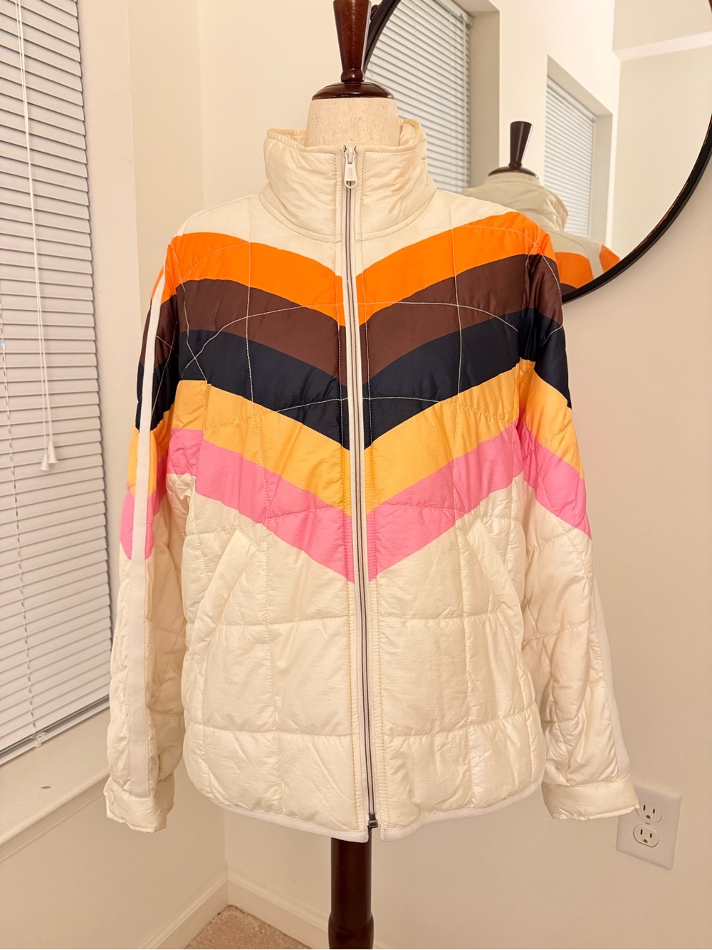 Free People The Pippa Packable Women’s Cream Chevron Puffer Jacket
